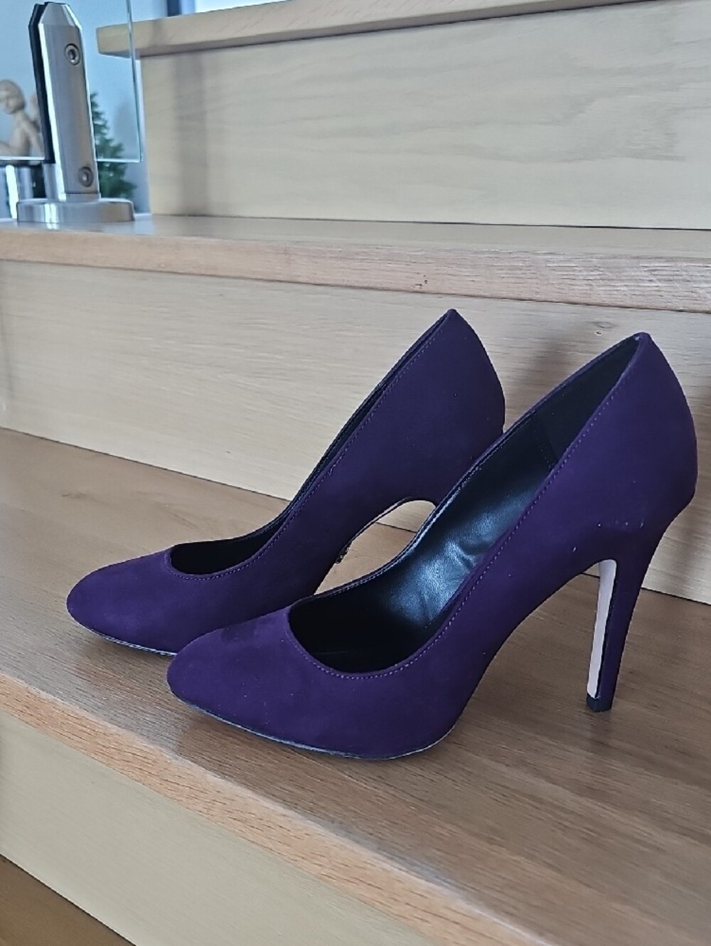 Rock & Republic Plum Suede Pointed-Toe Stilettos - Picture 2 of 7